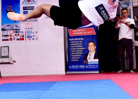 पार्कर खेलाडी दिनेश सुनारको २१ औं  विश्व कीर्तिमान